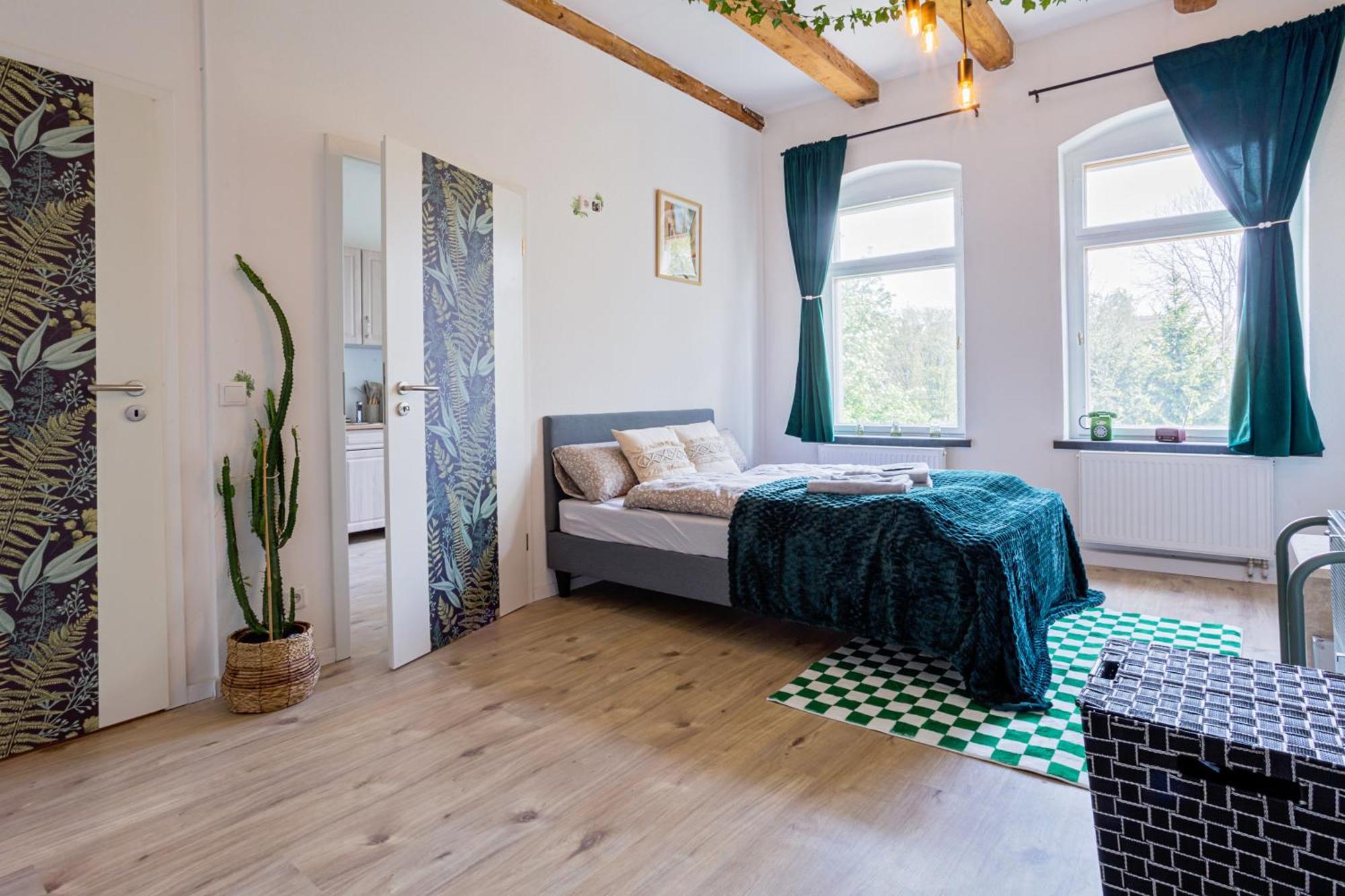 Boarding & Monteur Apartment Cmtz شيمنيتز المظهر الخارجي الصورة