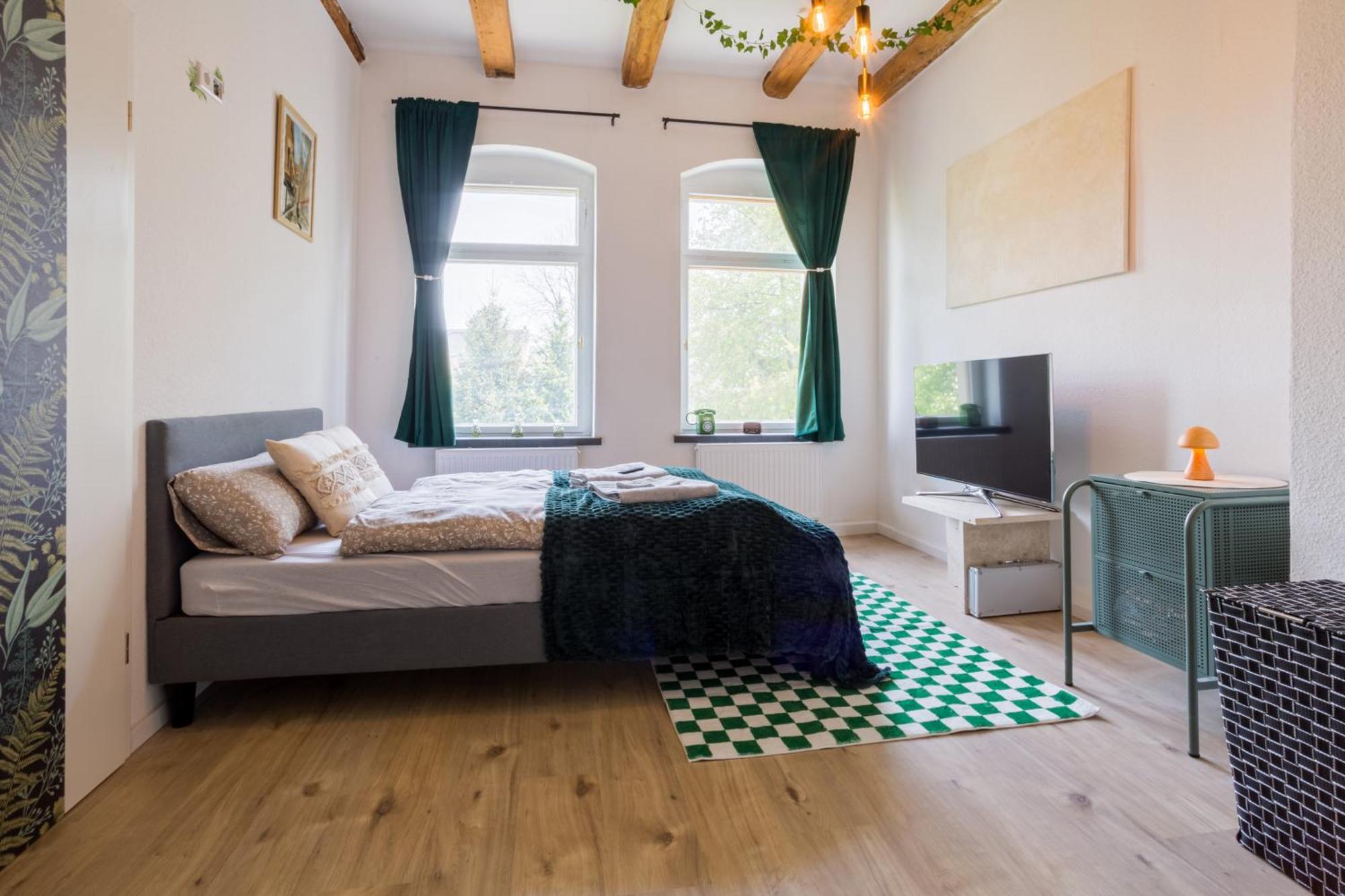Boarding & Monteur Apartment Cmtz شيمنيتز المظهر الخارجي الصورة